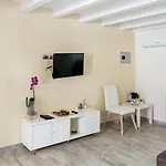 Scuto 4* Catânia