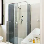 Scuto Casa de hóspedes 4*