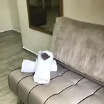 Scuto Casa de hóspedes 4*